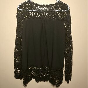 Embroidered Accented Long Sleeved Top PTP=19"